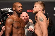 UFC232称重对视集锦 骨头对视环节傲慢无视瑞帅