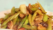 芹菜炒肉在家做、色香味美有食欲、下饭下酒都不错、新手也能做