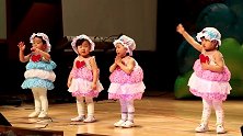 幼儿园舞蹈表演，小萌妹哭的泣不成声，却还不忘记表演，太可爱了