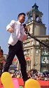 上海滩丁力扮演者，63岁吕良伟依旧帅气，越来越像小鲜肉