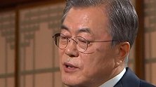 被问是否赦免朴槿惠 文在寅长叹一口气：都是我前任，我也很痛心