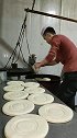 东乡特色大面饼，又厚实又美味，自己做出来的就是好吃