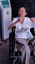 83岁张少华 旧病复发，独自住院身型消瘦，无人照顾，晚年还在努力拍戏替儿子还债，令人心酸，奶奶一定要保重身体