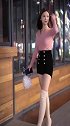 陪老婆逛街，偶遇前任女友，我太后悔当初的决定了