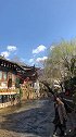 丽江古城，小桥流水，蓝天白云，好漂亮啊！
