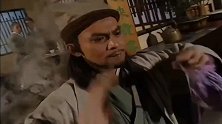 不是看不起你们，我坐着就能收拾你们一帮人！