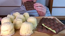 小姐姐吃了白巧克力涂层棉花糖再吃薄荷夹心巧克力排，感觉甜腻腻