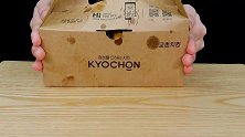 小姐姐吃香酥炸鸡块和炸虾仁，吃得太过瘾了