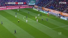 第3分钟奥格斯堡球员哈恩射门