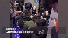 五一游客暴涨游客在厕所过夜，黄山景区：他们没来得及下山也没订到酒店