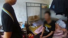 江苏一女子半夜被摸惊醒 发现陌生光身男床前正盯着她