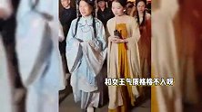 69岁董明珠现身洛阳，罕见穿汉服被众人围观，没化妆造型太拉胯