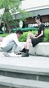 大叔体贴会照顾人，所以小姑娘都喜欢吧！