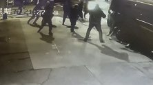 纽约一中餐厅深夜被劫 46岁华裔男子见义勇为被杀