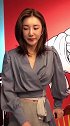在美女老板的店里面直播，这样的粉丝福利你们喜欢吗