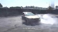 半截汽车也疯狂，无限甩尾漂移，网友不晕么