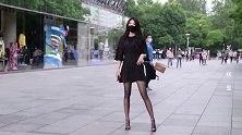 穿着一字带细高跟，怎么走路才更美，还展示要多学习