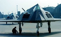 夜鹰复活？卫星照片曝光美军神秘企图，疑似新型战机正在测试