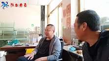 老桑来小姨子店里蹭饭，看着满桌海鲜，因为开车滴酒不沾，厉害了