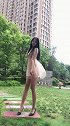 身材高挑小姐姐模仿梦露的招牌动作，很多人都对这动作没免疫吧