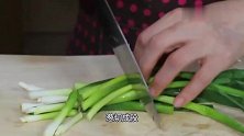 韩式炖辣豆腐做法，简单易学，鲜辣爽口下饭