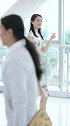 上帝是公平的，给你御姐的身材，就会给你萝莉的脸