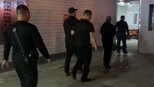 广西河池：女子带着11岁女儿运毒，一家人全给祸害了！