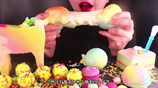 五彩缤纷的糖果美食，一口咬掉独角兽的头，里面还藏着好多糖