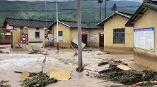 四川冕宁特大暴雨致3人死亡12人失联 洪水冲上路多处房屋倒塌