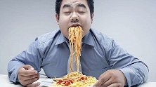 饿了也别吃这3种水果，伤胃不说，吃不好还可能“昏迷”