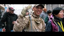 《红海行动》被称为华语片史上最大规模的拍摄，剧组全体化身拼命三郎