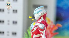 奥特之父和银河奥特曼来到月球 寻找贝利亚的基地