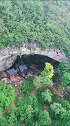 中国最后的“穴居部落”，贵州中洞苗寨，18户人家，至今未通车