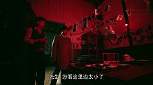 霞光：特务拿枪逼老板，冲洗偷怕的洗照片，不料暗房打开人没了