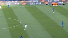 永昌传球被断马里横敲中路 禁区前张源低射被挡出底线