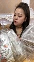 这东北妹子吃炸串就是“虎”