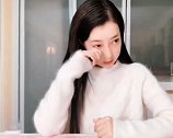 郭美美出狱后首度回应“炫富”事件，哭求大众重新接受她
