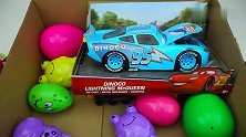 展示闪电麦昆汽车小飞龙奇趣蛋玩具