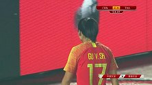 泰国替补门将神了！ 查罗恩英极限回身拒绝女足必进球