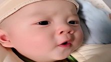 这才刚出生几天啊，就一直这样，长大以后肯定是个话痨！