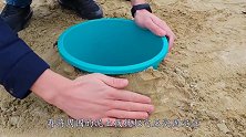 国外小伙自制曼妥思火箭，遇上可乐会发生什么？画面太酷炫！