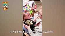 妈妈对1岁宝宝说“我爱你”，接下来宝宝的举动，爸妈都傻眼了