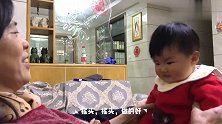 十个月的宝宝，让拍手就拍手，让摇头就摇头，最后的翻脸才是亮点
