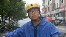 湖北襄阳：外卖小哥再战高考623分刷屏：要对自己选的路负责