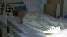 男孩误吞磁力珠，小肠破五个洞！专家呼吁：千万别买这种玩具！