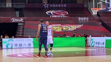 【PP体育在现场】老友相见！阿联哈达迪比赛间歇抽空叙叙旧