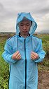 挺好看的雨衣，双帽檐设计，加长全身防护，骑行、户外垂钓、田间劳作都很方便雨衣实用