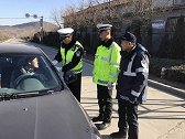 开车没有带驾驶证？交警提醒：拿出这东西，只能乖乖放你走