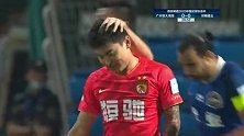 廖力生任意球造威胁 何超二点推射高出横梁
