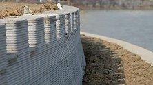 中国首创！全球首个3D打印护岸墙，成本低工时短更环保